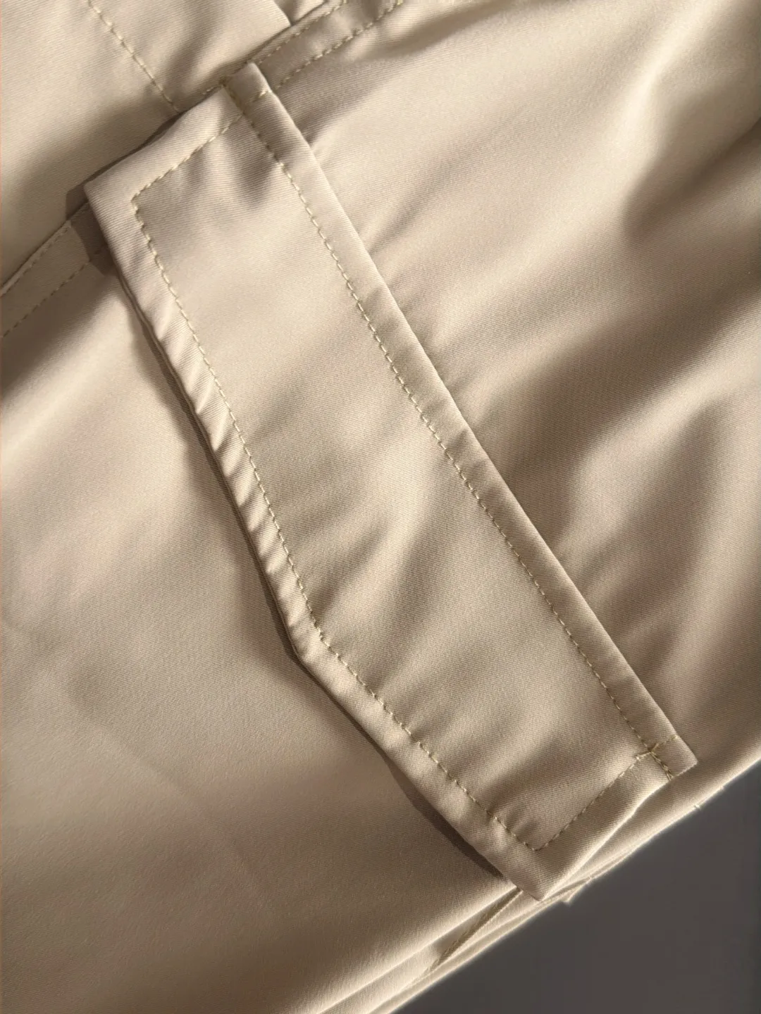 Next day shipment P160 Premium Burberry 2026 Spring/Summer New Arrival elastic band casual shorts, counter-customized fabrics Breathable, high comfort, impeccable details, brand element design concept, reflecting high quality. It feels delicate and soft! It presents a casual cut and the upper body shape is great! Sizes:S-3XL